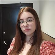 Profesora particular de inglés especializada en dar clases a personas de cualquier edad